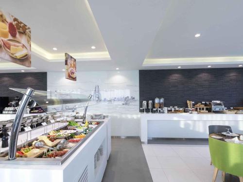 Jídlo v hotelu nebo okolí