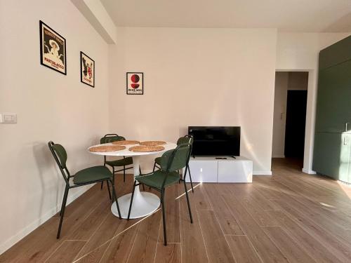 Modern and bright house 20 minutes from the Duomo