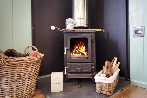 Fotografie z fotogalerie ubytování stayinhartland Quincecote shepherds hut v destinaci Hartland