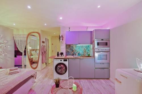 Bali Love Room Jacuzzi Balnéo Home cinéma