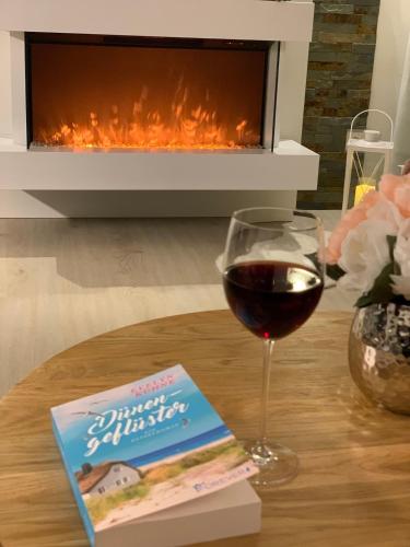 Stylische FeWo direkt am Strand mit Balkon und saisonalem Strandkorb photo 10