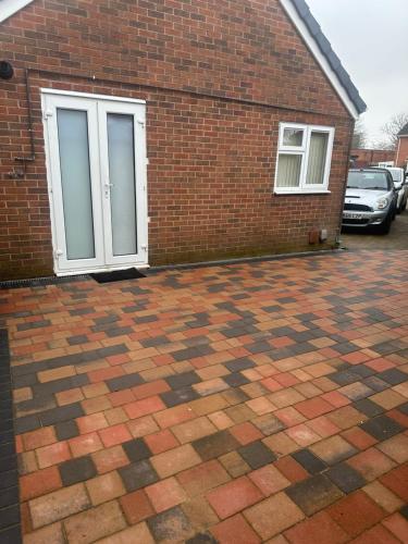 Tòa nhà nơi căn hộ tọa lạc