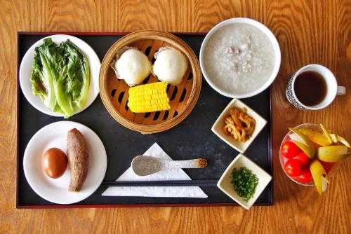 Đồ ăn tại/gần chỗ nghỉ nhà dân