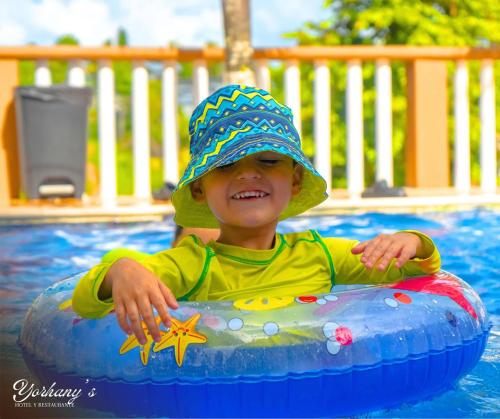 巴里奥斯港Yorhanys Hotel的相册照片