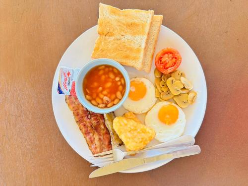 Mad på resortet eller i nærheden