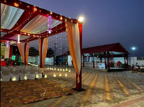 Gallery image of Nature View Resort in Maheshmunda