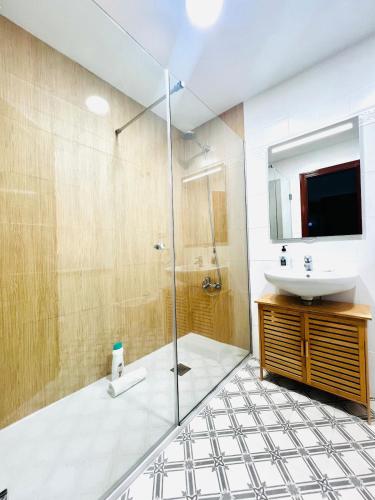 Apartamento cerca estacion y Puerto de Málaga 3 dormitorios Parking