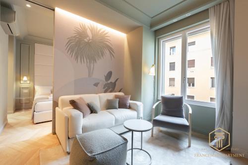 Franceschi Apt - 50mt to Metro, Roman Gem with Luxury Design, A-C, Panoramic view