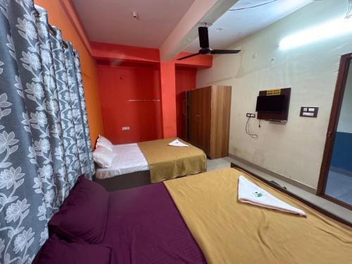 Gallery image of SLV boarding and lodging in Kammasandra