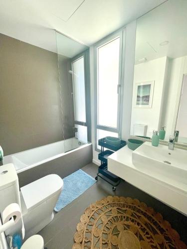 Stunning Three Bedroom Townhouse with Great Views!