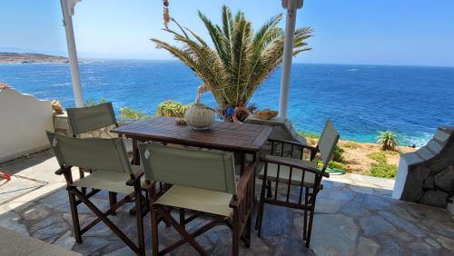 Afbeelding uit fotogalerij van Akrogiali studios in Donoussa