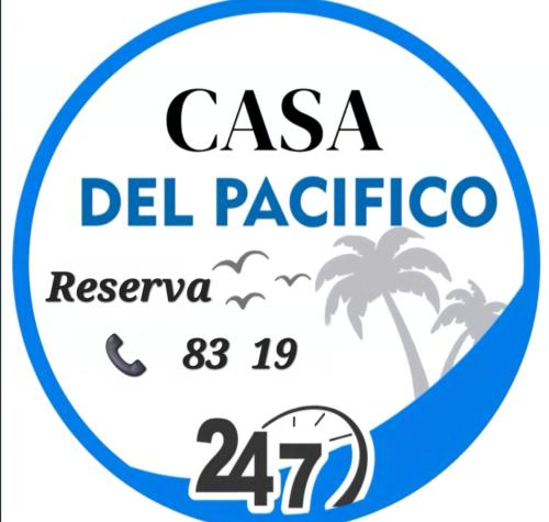 Et logo, certifikat, skilt eller en pris der bliver vist frem på Casa del Pacífico en Puntarenas Centro con parqueo