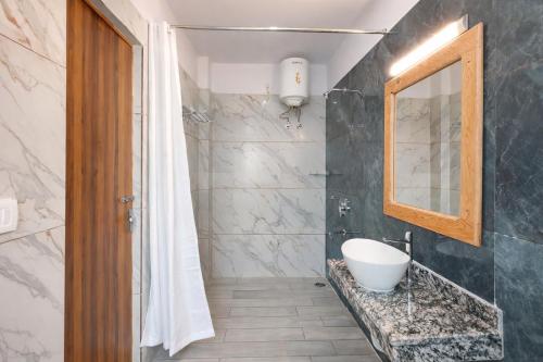 Koupelna v ubytování Om Homestay