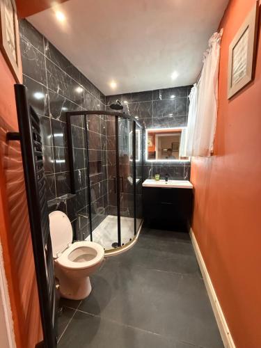 Phòng tắm tại Shannon River House & Gardens