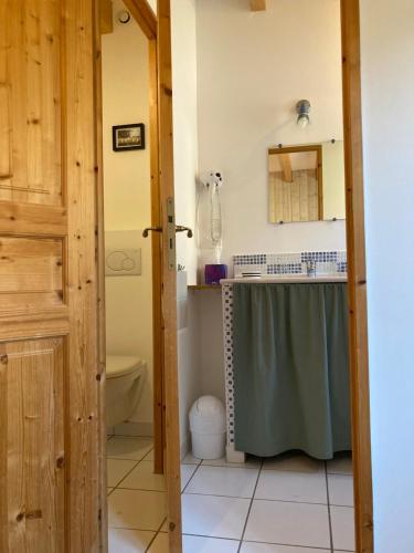 Et badeværelse på Lo Saunei