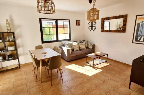 Villa Solana - Private Pool & Rooftop near the Beach