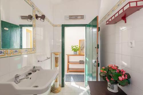 Phòng tắm tại Qta Casa Seleiras - Guest House
