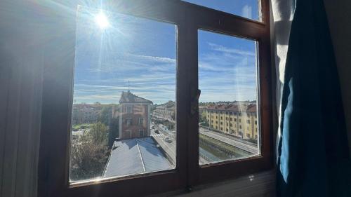 Big bright Attic-Milan Navigli