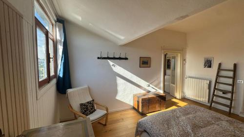 Big bright Attic-Milan Navigli