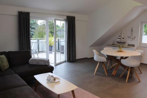 Khu vực ghế ngồi tại Sprem06