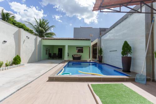 Bazén v ubytování Casa com 5 quartos e piscina em Piranhas-Alagoas nebo v jeho okolí