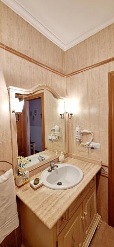 Apartamento con gran terraza frente al Mar playa Valencia