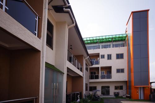 Cherry Signature Condos & Event Centre