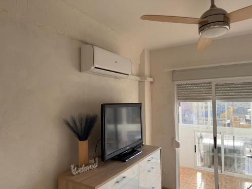 TV/trung tâm giải trí tại Apartamento Montgo