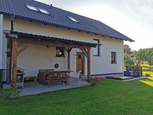 Zahrada ubytování Rodinná Rezidence Žihobce - prázdninový dům