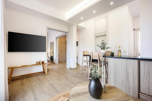 Beautiful Apartment in Thiseio