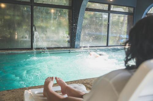 Cabañas y Spa Costa Patagonia - Piscina Climatizada