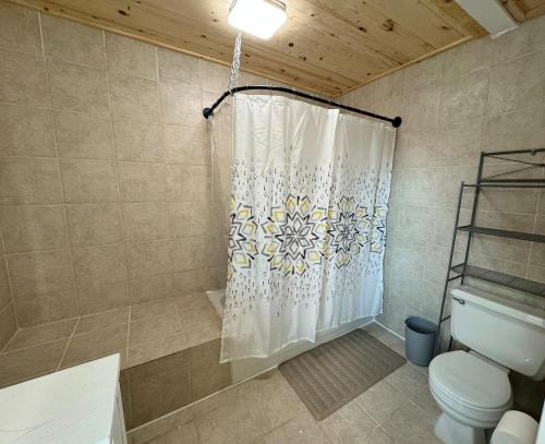 Gallery image of Home Away From Home in Overland Park