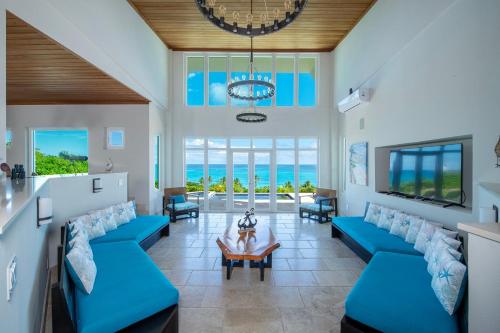 Sky Beach Club Villa Waterfall 2 home