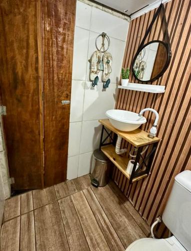 Et badeværelse på BLUE HOUSE CONEXÃO ILHA GRANDE