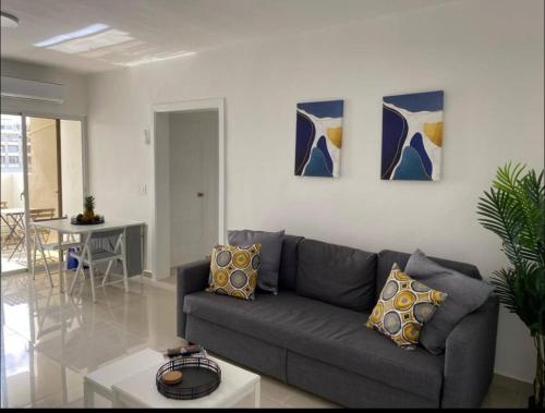 Area soggiorno di Fully furnished 2 bedroom appart