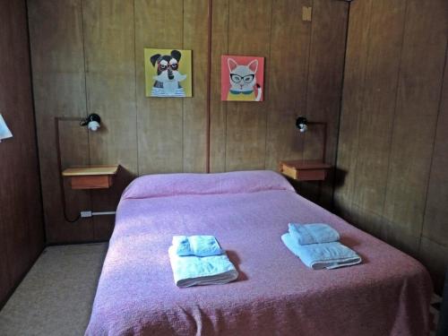 En eller flere senge i et værelse på Los descendientes