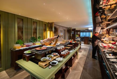 Mad på hotellet eller i nærheden