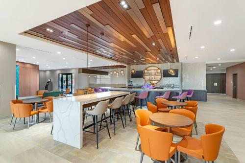 Ảnh trong thư viện ảnh của Cambria Hotel Northlake Conference Center - Roanoke ở Northlake