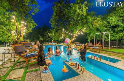 Swimmingpoolen hos eller tæt på EKOSTAY - Amanta Palms 6BHK