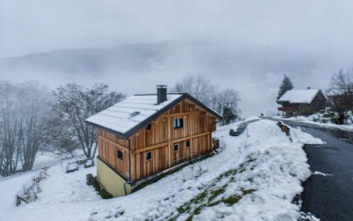 Chalet Squirrel - Vue Montagne, Valmorel