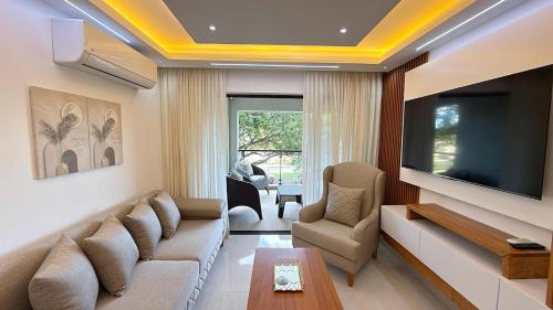 Best Location 10 Min to Airport&City Short Stays
