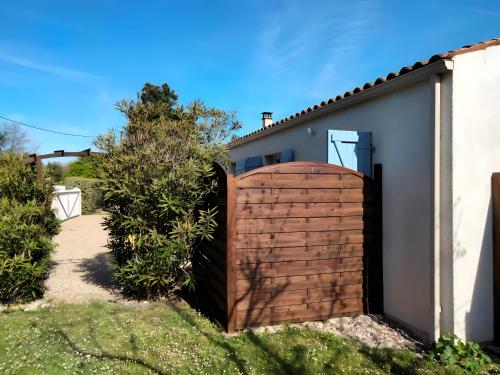 Budova, kde se bed and breakfast nachází