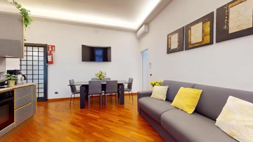Rent Apartment - Porta Venezia-Luxury Apartment