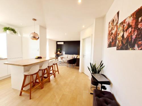 Beautiful sea view, free parking, centre of Split