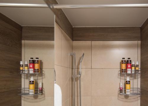 ANDIE Renovated Flat for 2 in Keramikos