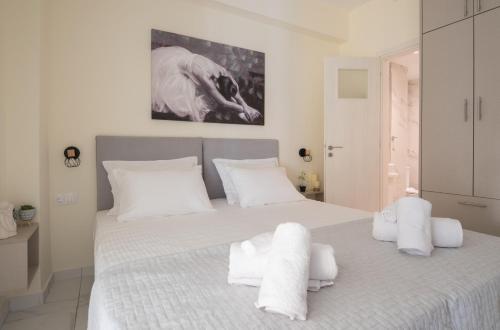 ANDIE Athens Central 1BR with 2 Baths
