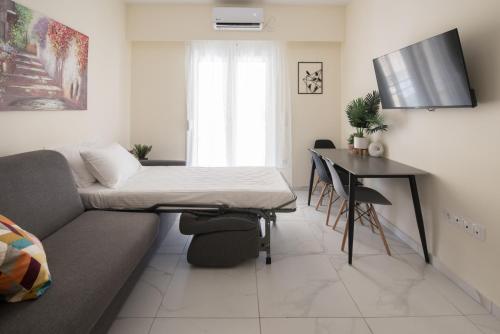 ANDIE Athens Central 1BR with 2 Baths