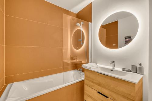 Et badeværelse på La navette spatiale - Toulouse - Cité de l'espace