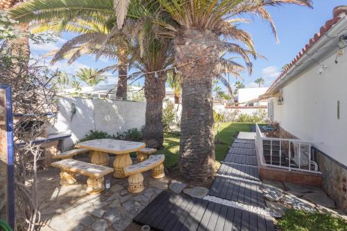 Deluxe Flat in Maspalomas - Garden & BBQ