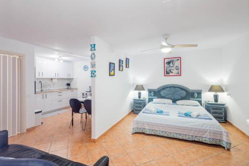 Deluxe Flat in Maspalomas - Garden & BBQ